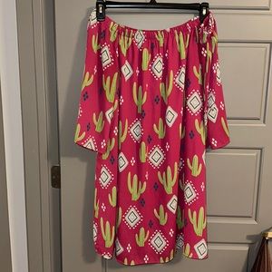 Women’s XLarge Cactus Dress, off the Shoulders
